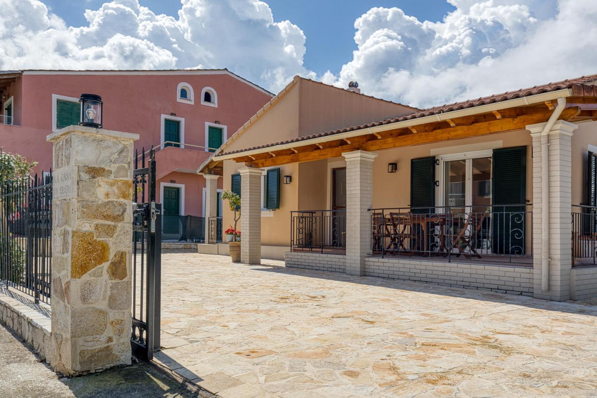 La Casa Di Eleni Villa Acharavi  Buitenkant foto